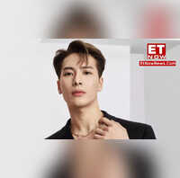 Kpop Star Hits, highend fashion and Hong Kong highrise! Jackson