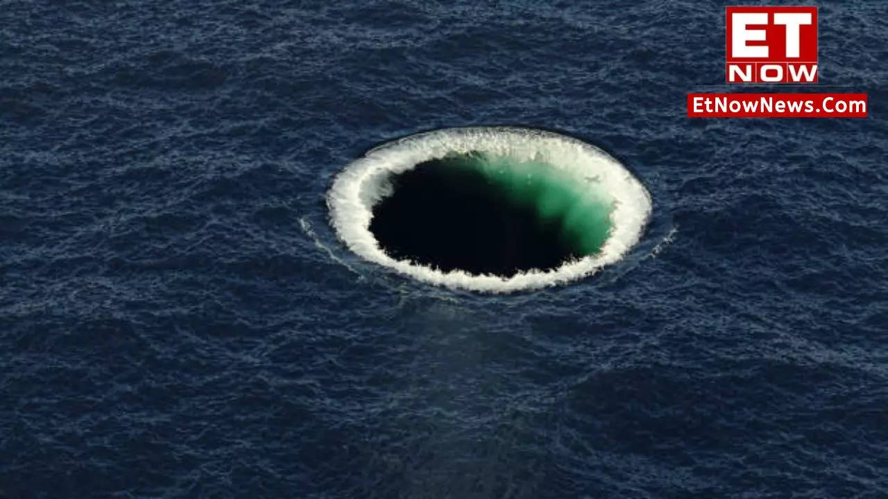 HOLE in the Indian Ocean? MASSIVE 1.2 million sq mile anomaly in sea ...