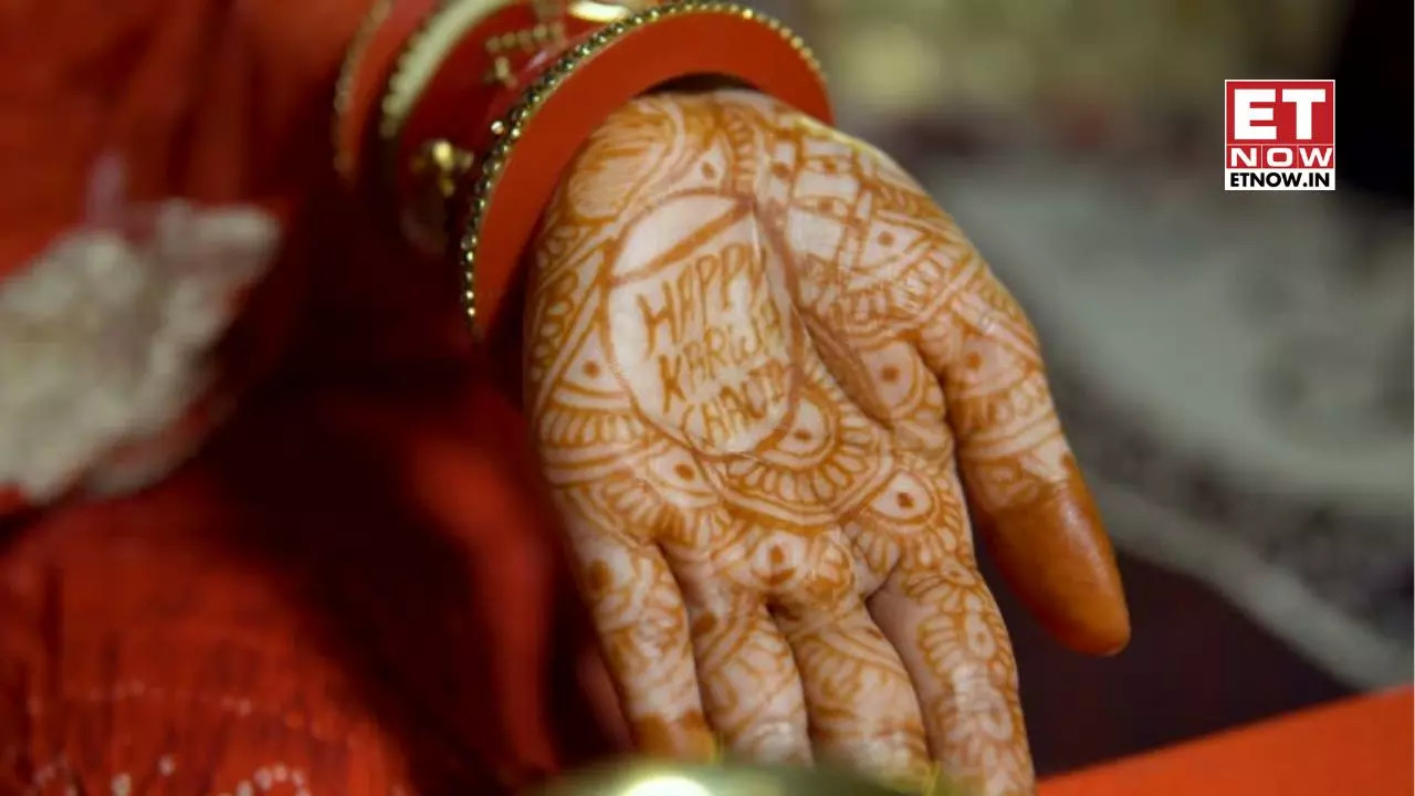 Karwa Chauth 2024 Mehndi Design