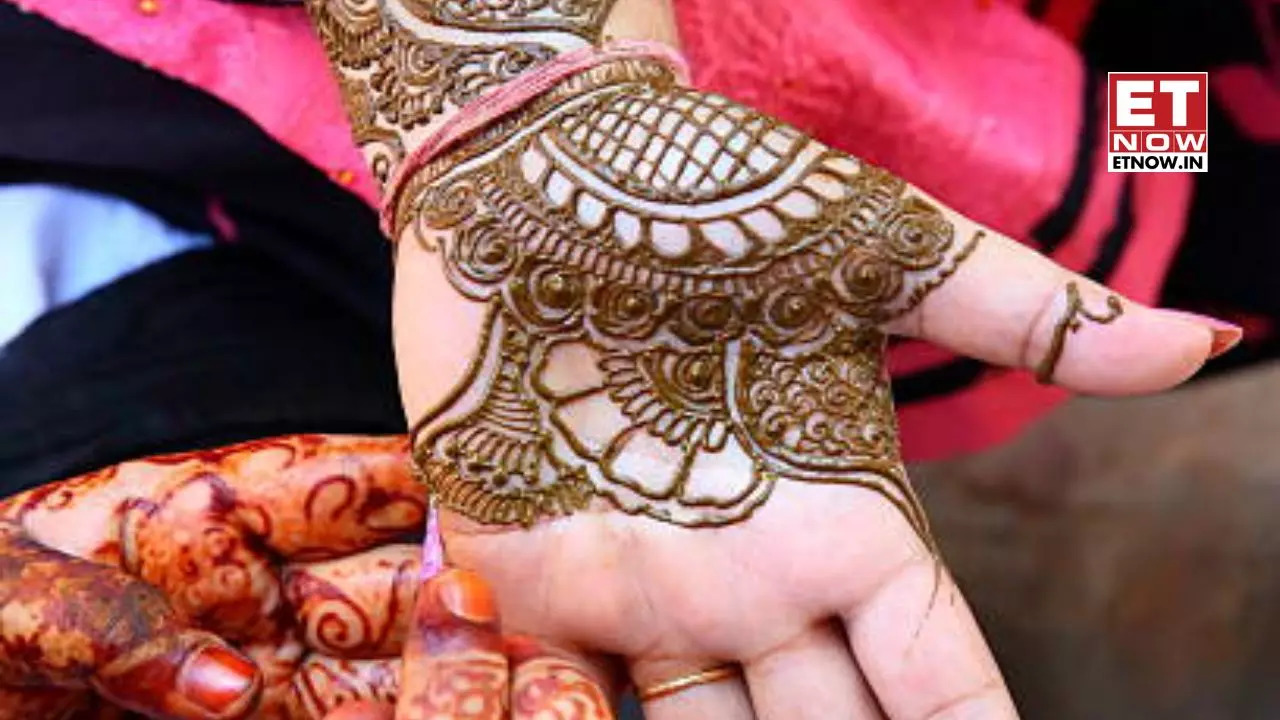 Karwa Chauth 2024 Mehndi Design