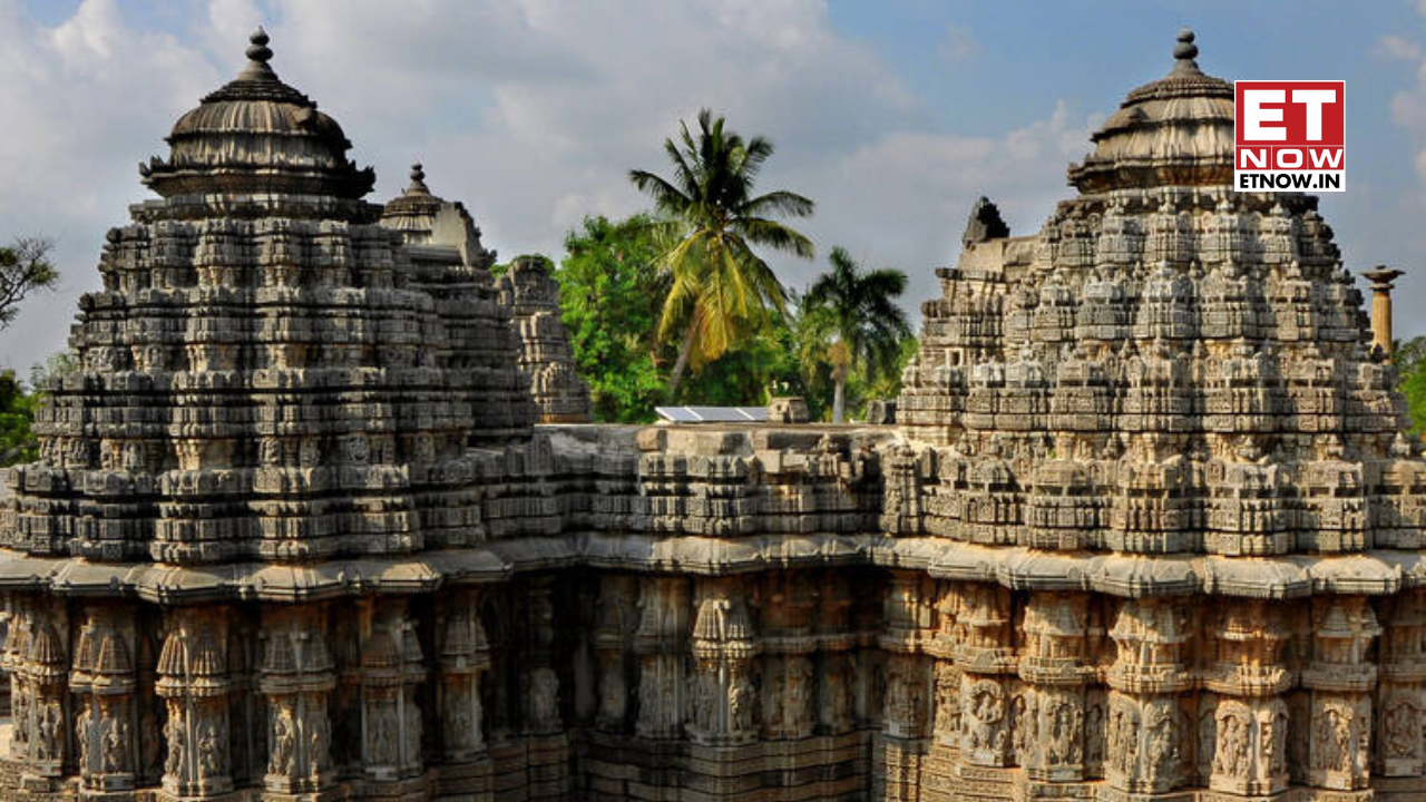 Sacred Ensembles of the Hoysalas