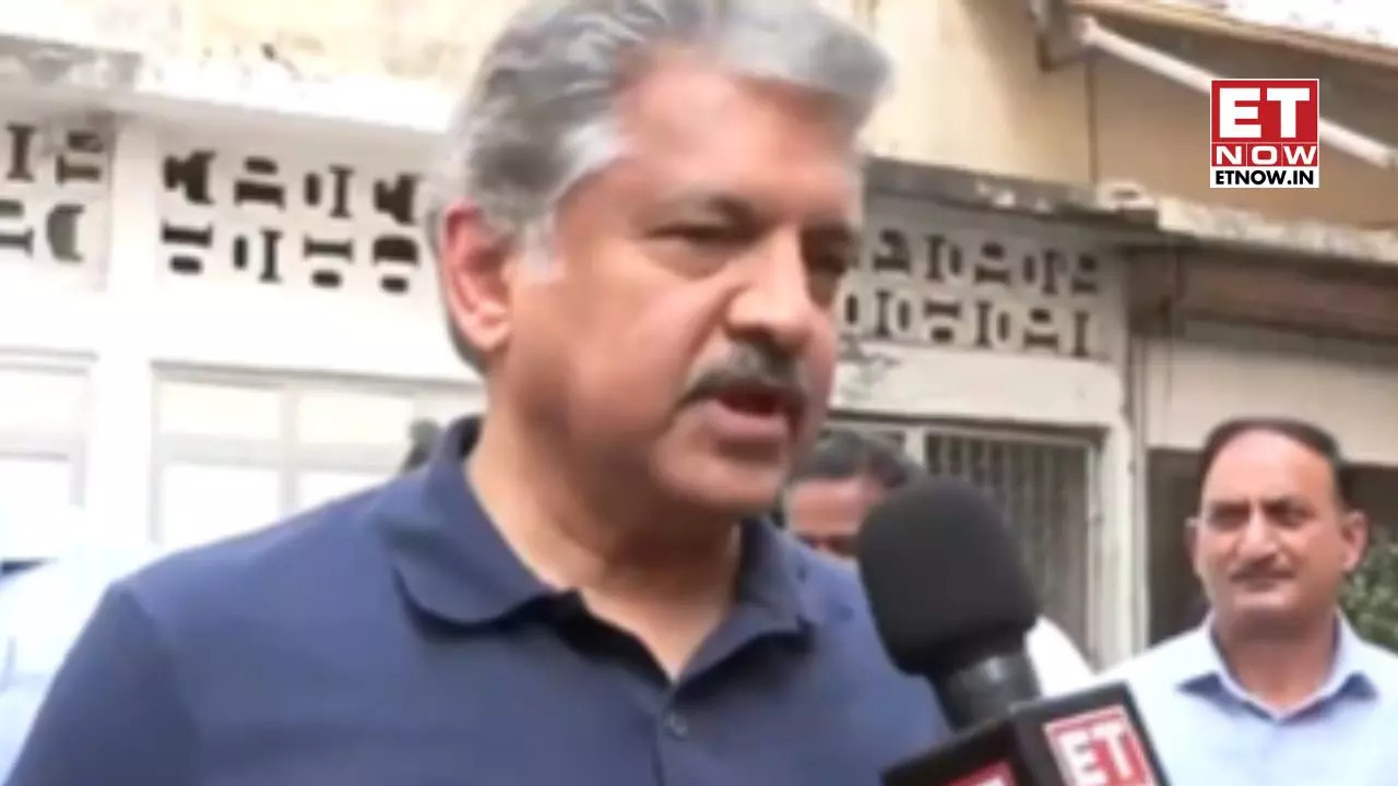 Maharashtra Election 2024 MM Chairman Anand Mahindra casts his vote