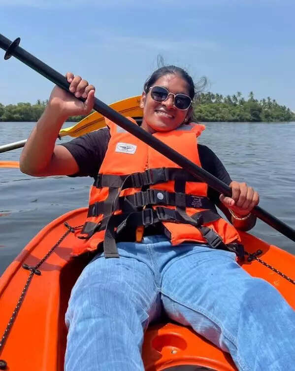Meet Simran Shaikh, daughter of Dharavi electrician who became ...