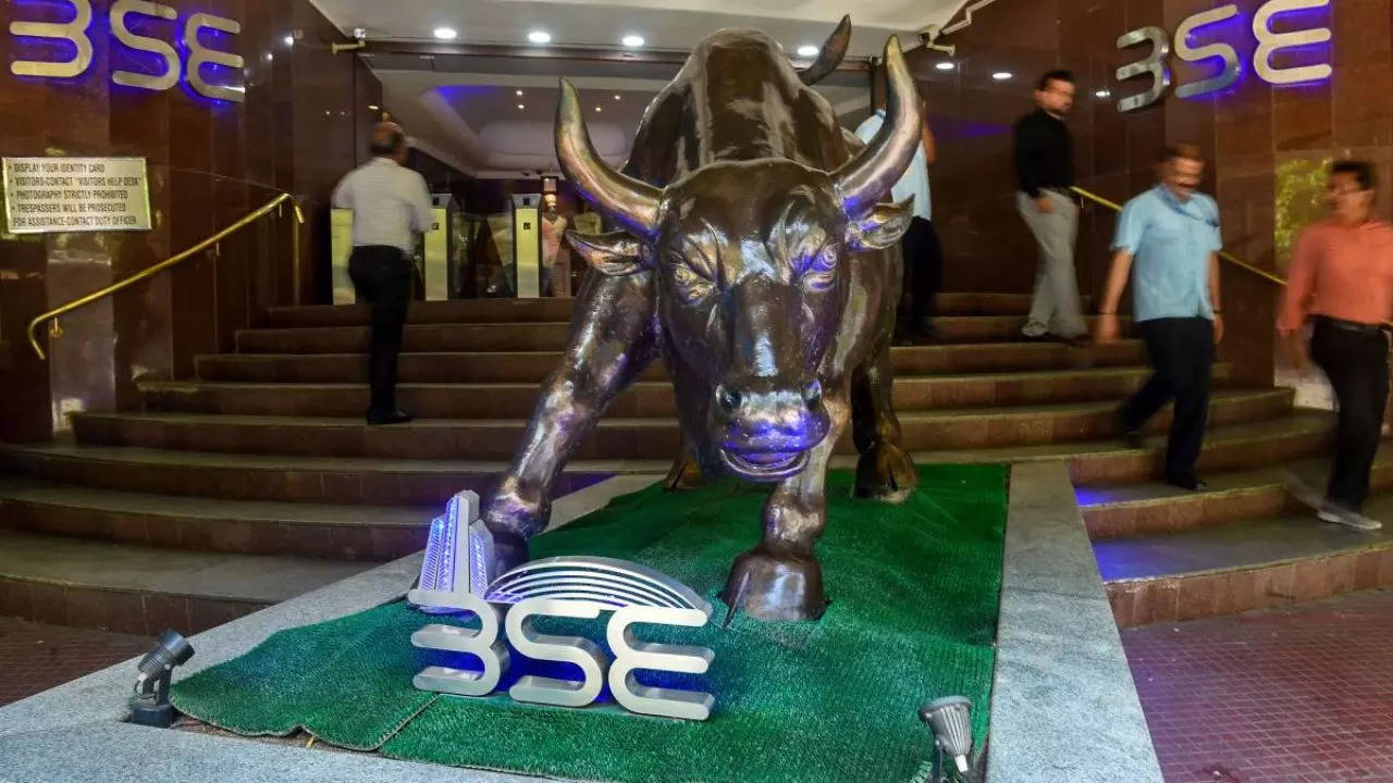 Stock Market: Bulls Rejoice As Sensex Zooms Over 450 Points, Nifty Hits ...