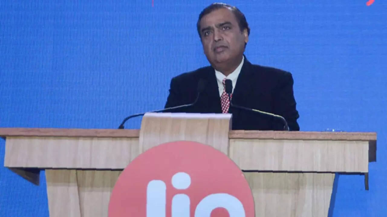 Billionaire Mukesh Ambani's Reliance Jio to raise whopping 1.
