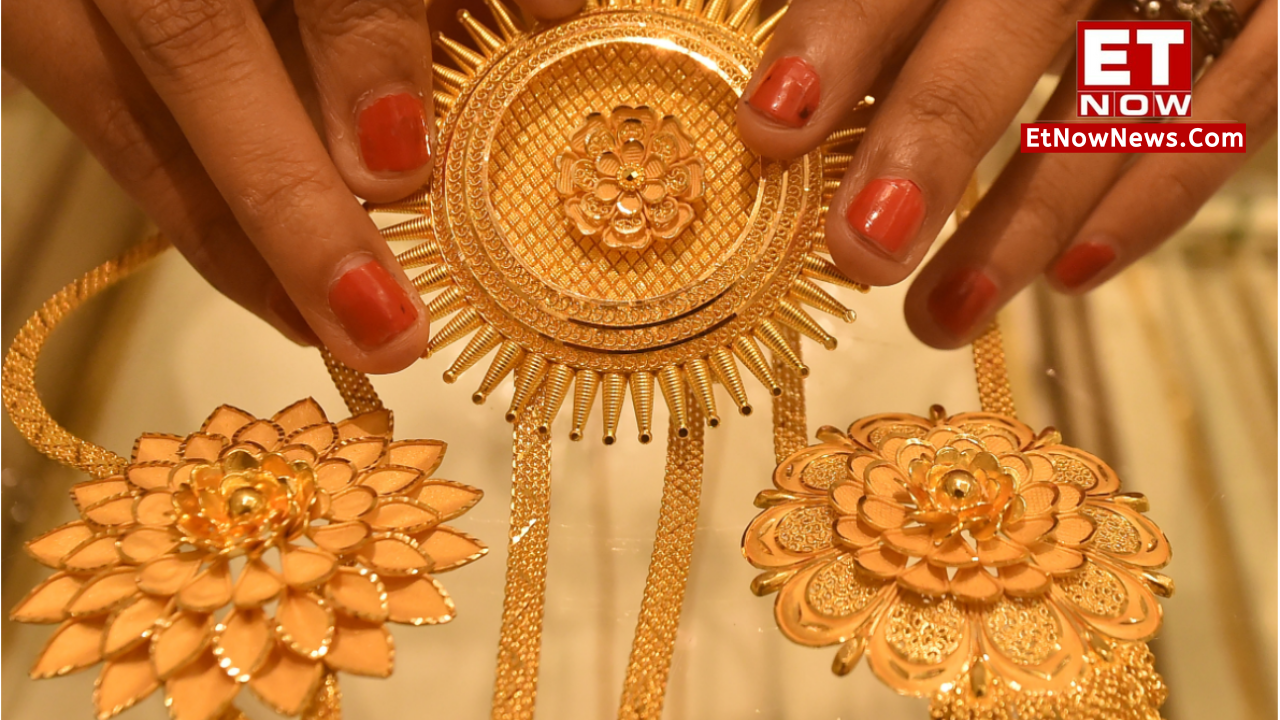 Dhanteras 2023 date, timings details: Buying gold on Dhanteras? Check Gold  purchase muhurat & buying options - Times of India