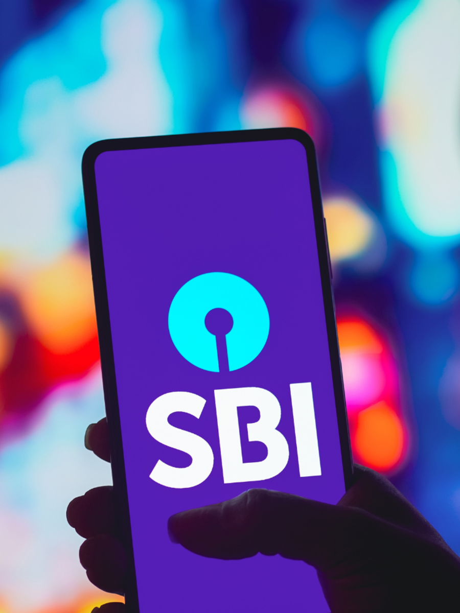 SBI banking services on WhatsApp: FULL LIST | etnownews