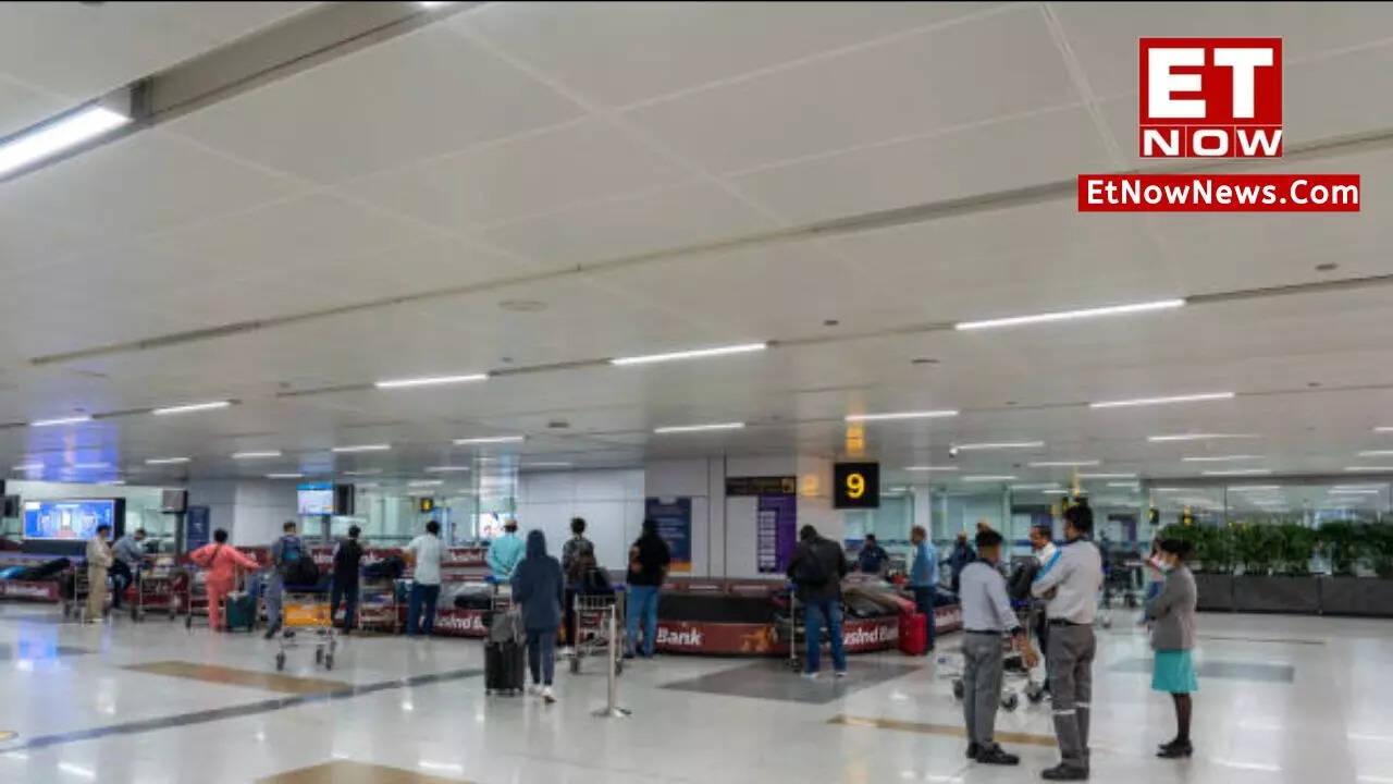 Flight cancellation, delay today, cancelled list Over 100 flights