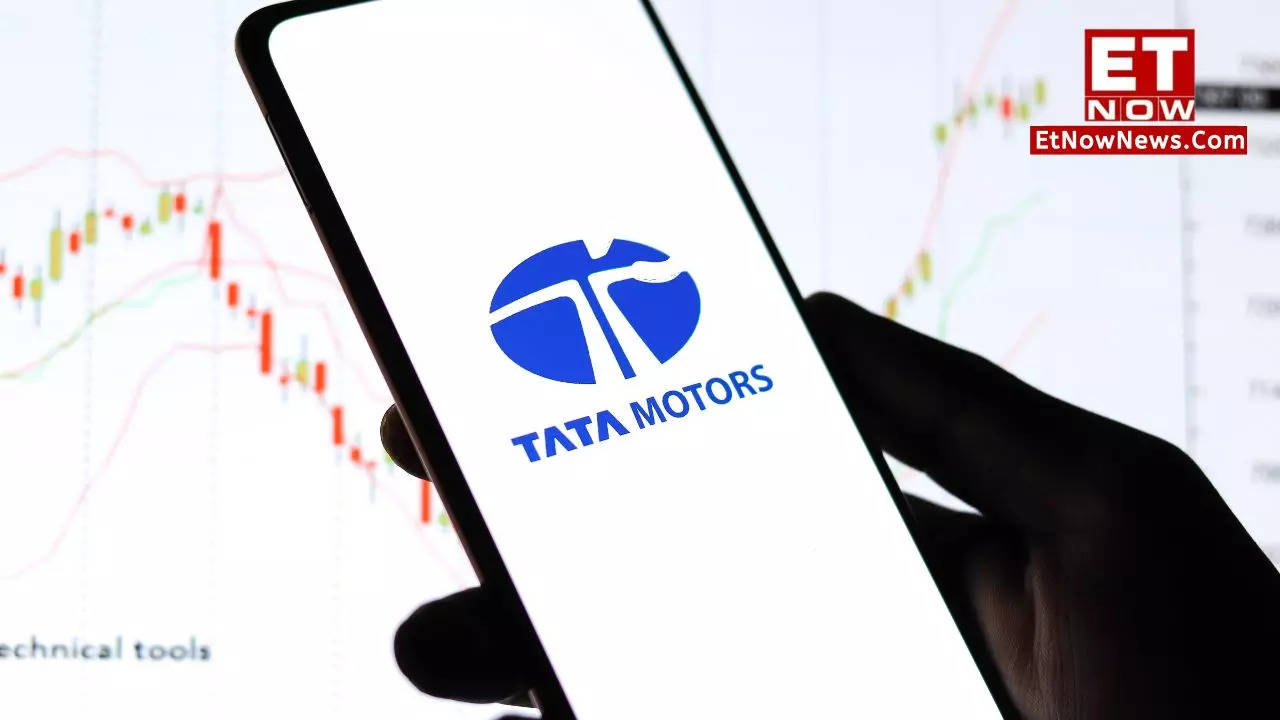 Tata Motors share price target 2024: ‘Split’ news, stock DOWN 4% post 52-week high, BUY, SELL or HOLD?