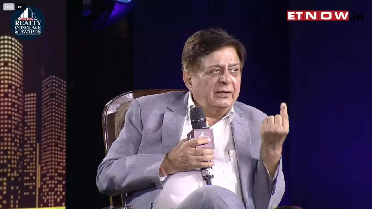 Raheja Developers CMD Navin Raheja Reflects on 40 Years in Real Estate, Projects India's $5 Trillion Economy by 2027 | ETNOW.in Realty Conclave and Awards