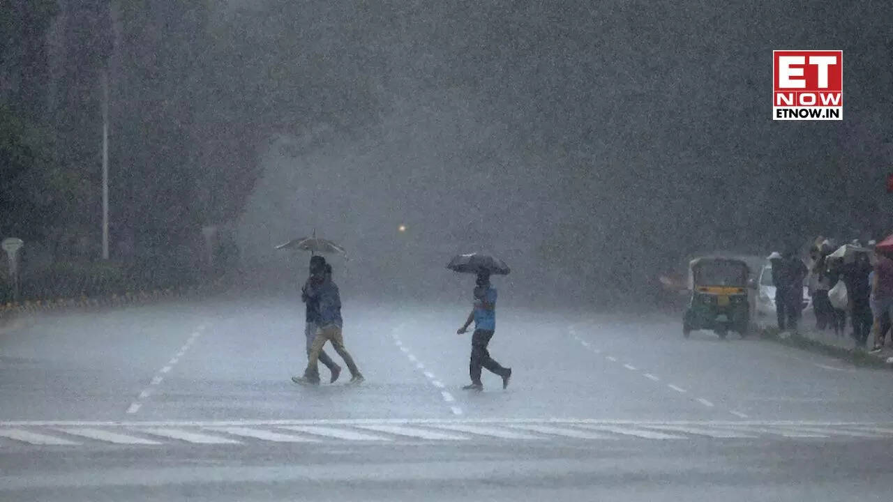 Bengaluru weather updates Bengaluru suffers waterlogging, declares