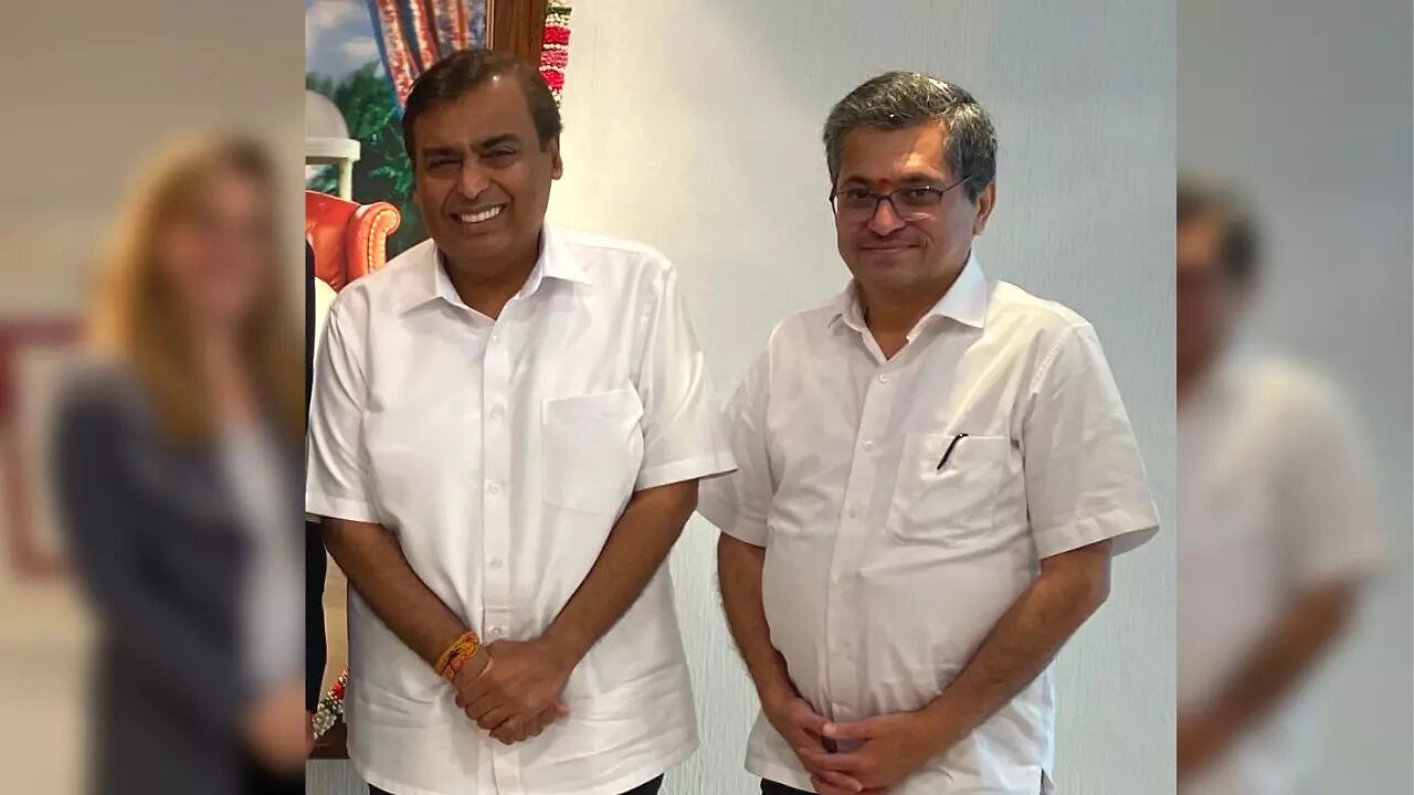 Modi: Meet Manoj Modi, Mukesh Ambani's ‘right hand’, who got a new ...